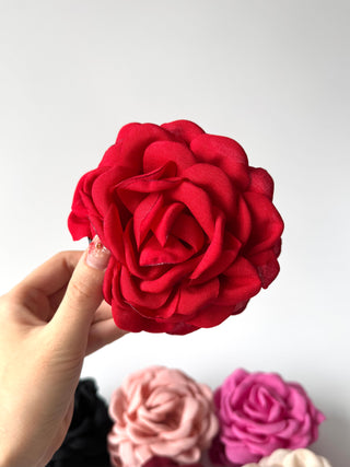 Pinche de flor de tela 9cm