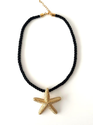 Collar de estrella #2 dorado