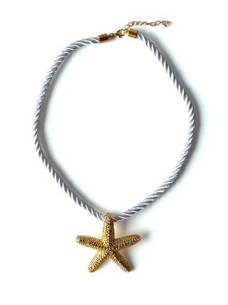 Collar de estrella #3 dorado